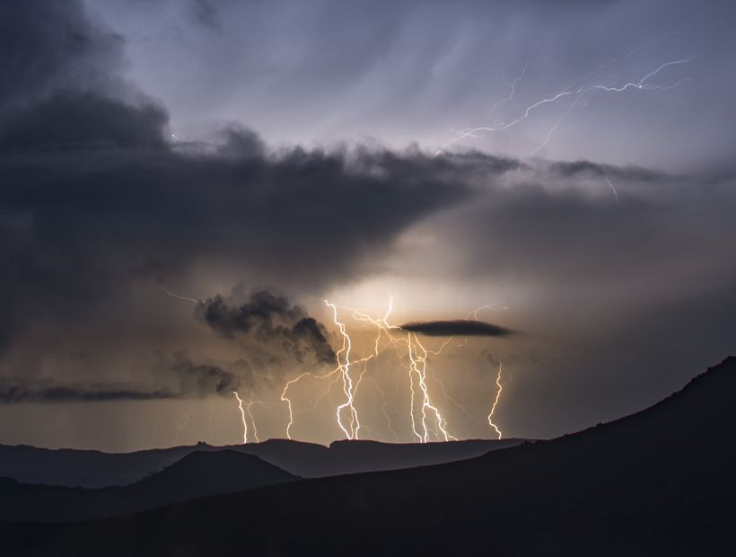 LONQUIMAY tormenta eléctrica afecta Pino Hachado