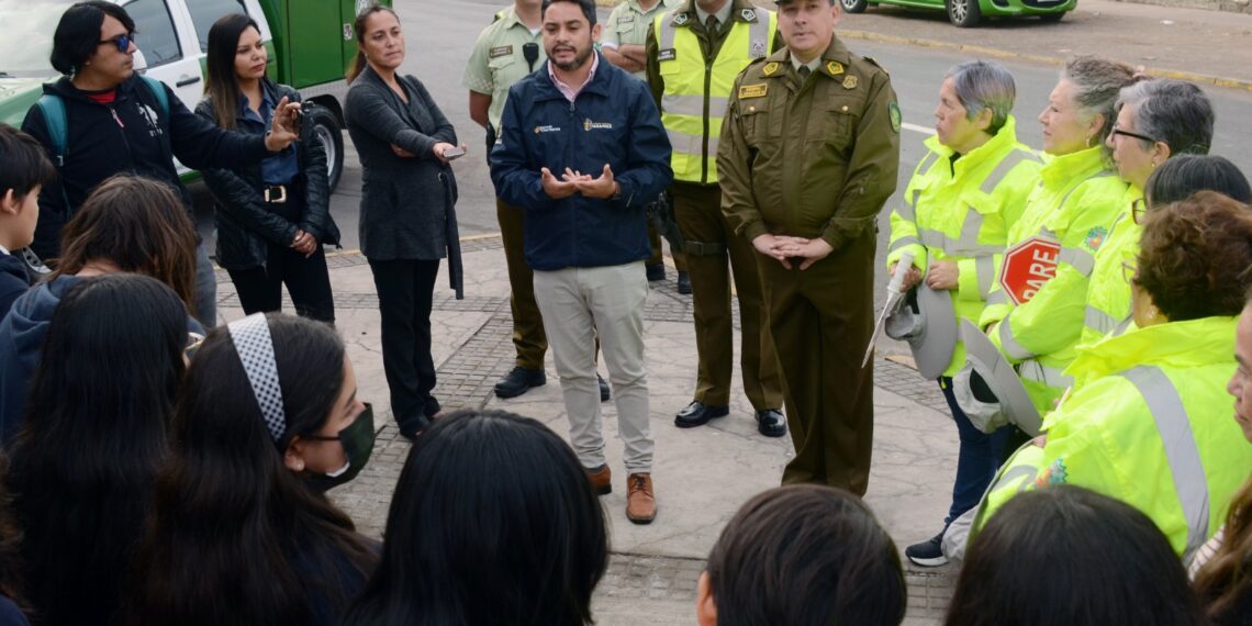 Monitores-de-cruces-peatonales-escolares-9-1140x570