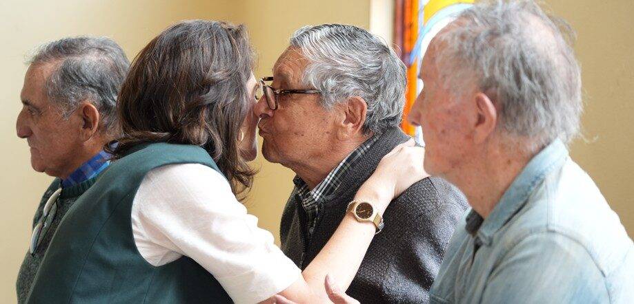 ministra-mds-personas-mayores.jpg__1440x2000_q70_subsampling-2