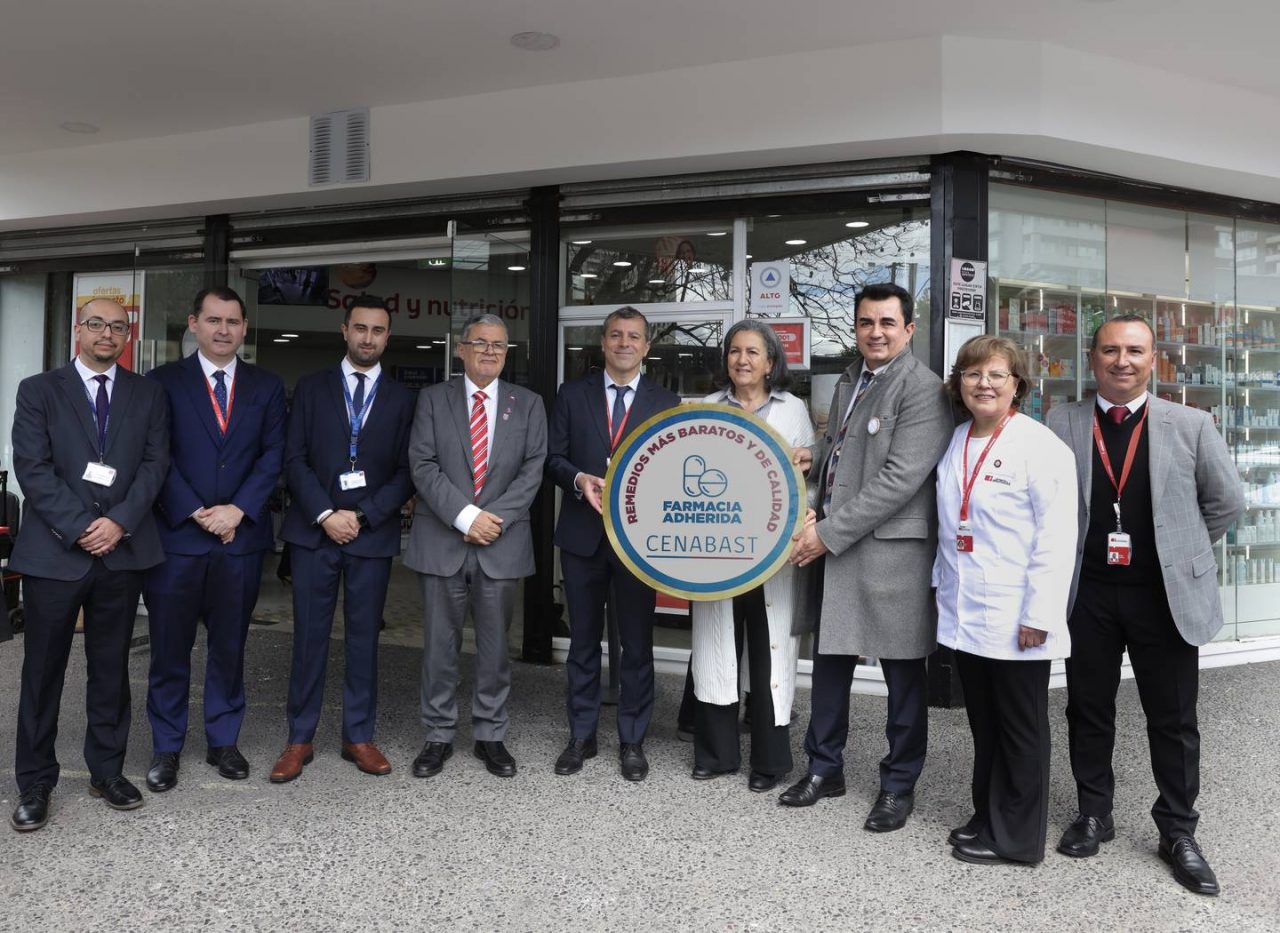 FARMACIAS.JPG__1440x2000_q70_subsampling-2